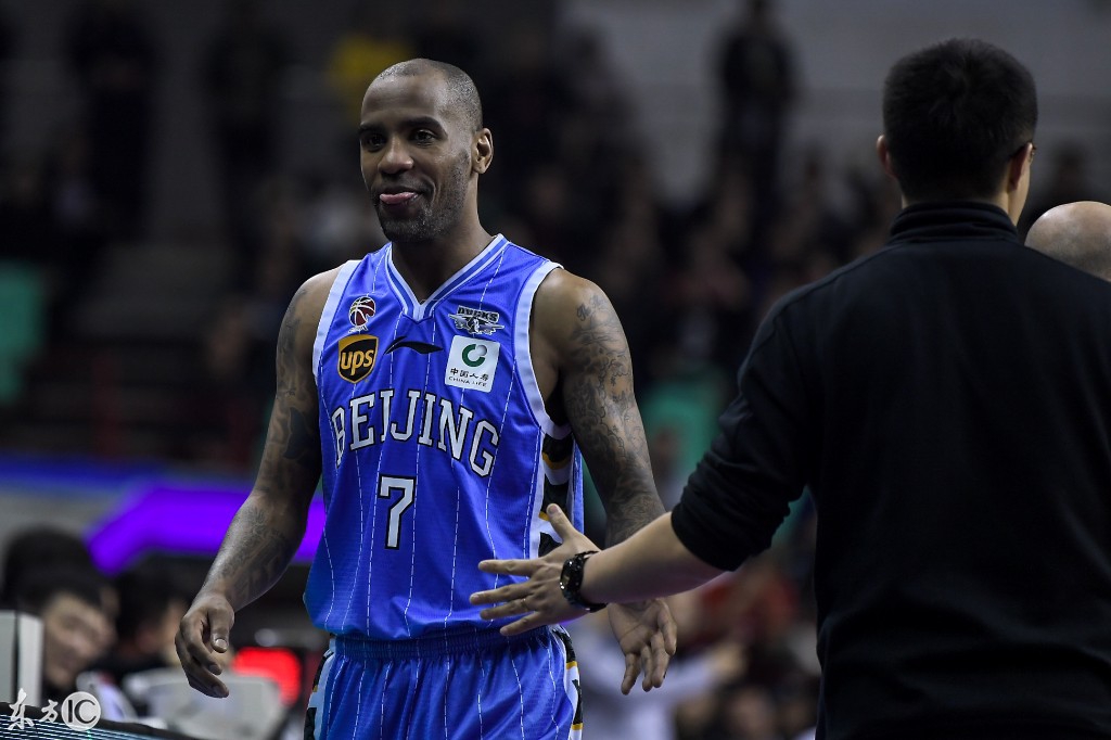 爱游戏网址-纳达尔与30激战快船分钟西亚卡姆在西班牙队比赛中惊艳表现,浙江队围绕CBA季后赛伤情更新直接炸裂的简单介绍